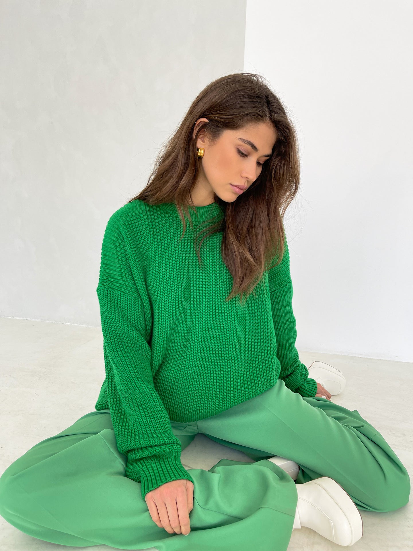A Sweater Round Neck Loose Solid Color Sweater free delivery