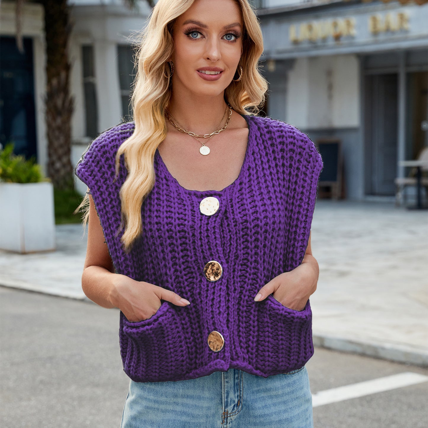 A Women's V-neck Three-button Sleeveless Cardigan free delivery