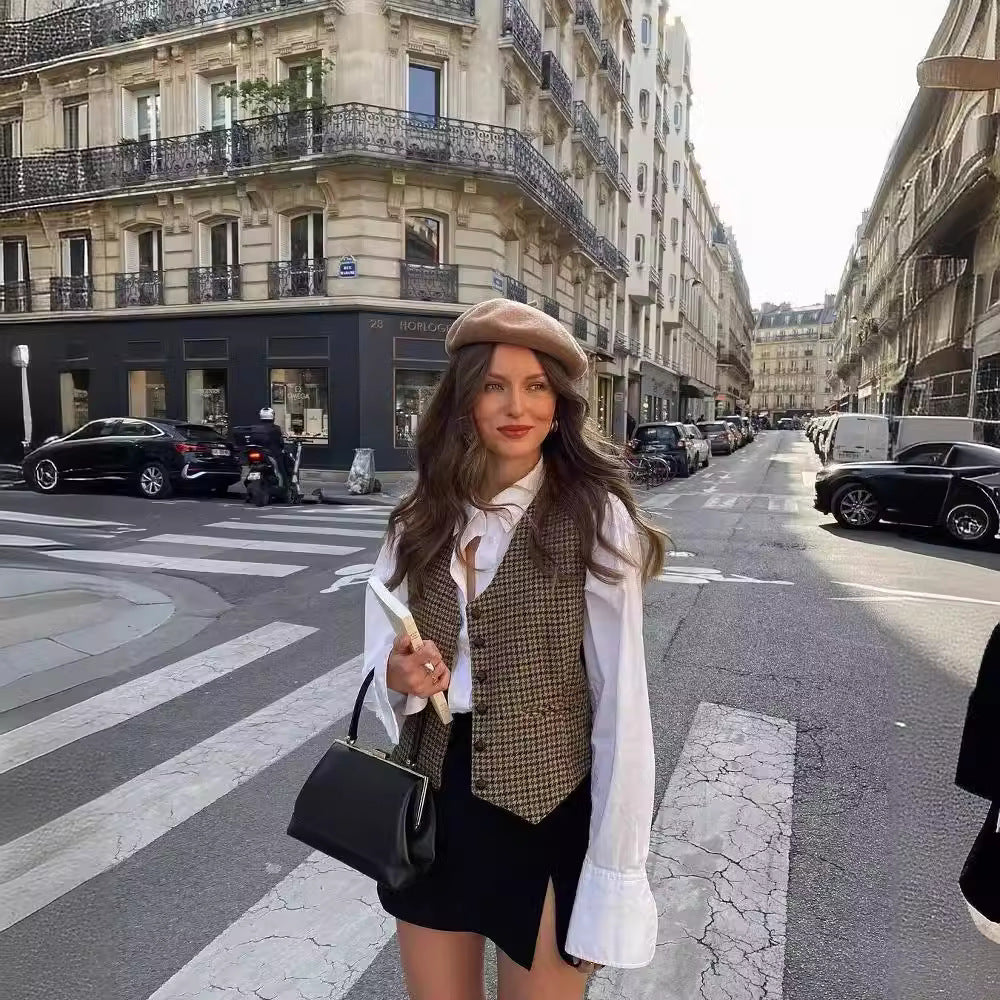 A Single-breasted Short Contrast Color Houndstooth Vest Jacket free delivery