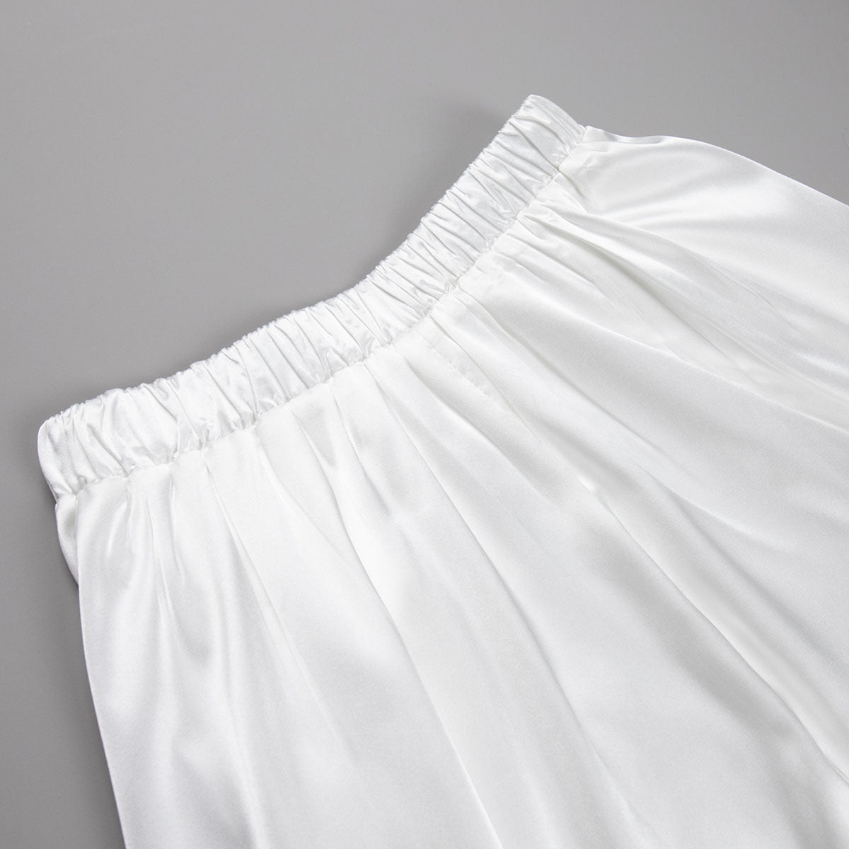 A Women's Fashion Graceful Satin Satin Long Skirt free delivery