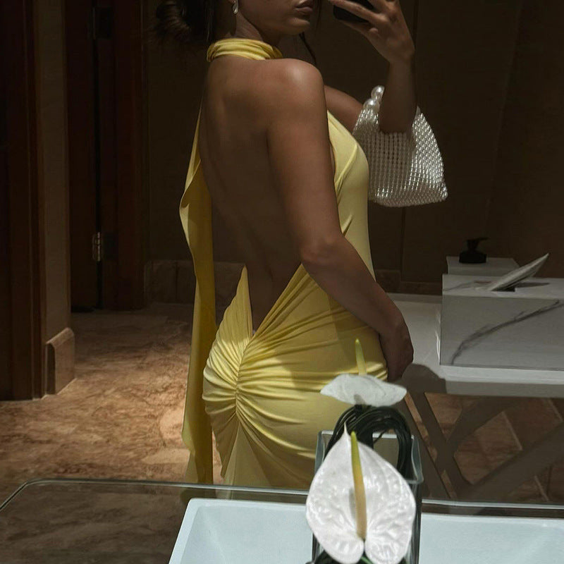 A Women's Bare Back Slim-fit Halter Dress free delivery