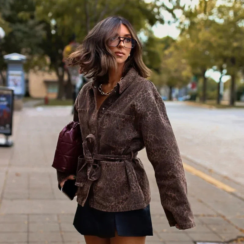 A Women's Fashion Animal Pattern Printing Lapel Coat free delivery