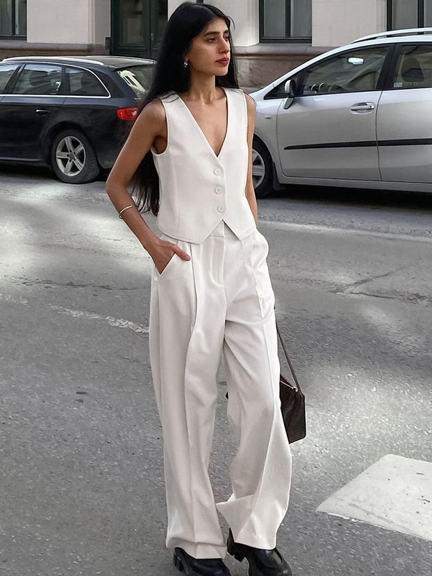 A Women's Graceful And Fashionable Vest Wide-leg Pants Two-piece Set free delivery