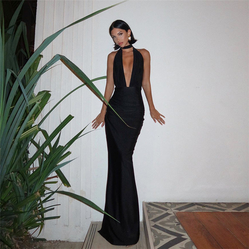 A Summer V-neck Hot Girl Sleeveless Lace-up Halterneck Split Dress free delivery