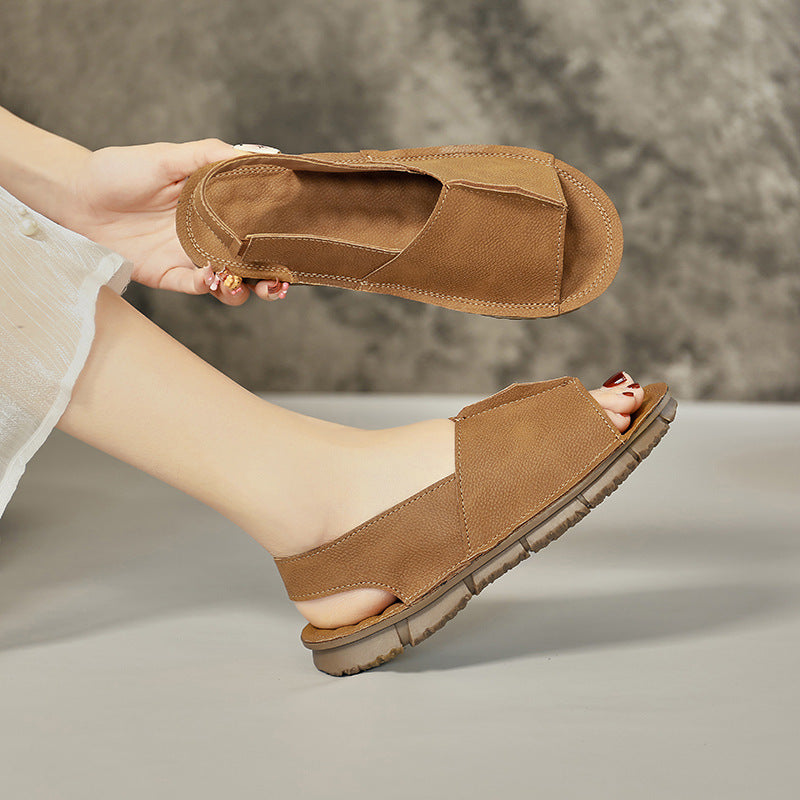A Women's Fashion Casual Flat Beach Shoes free delivery