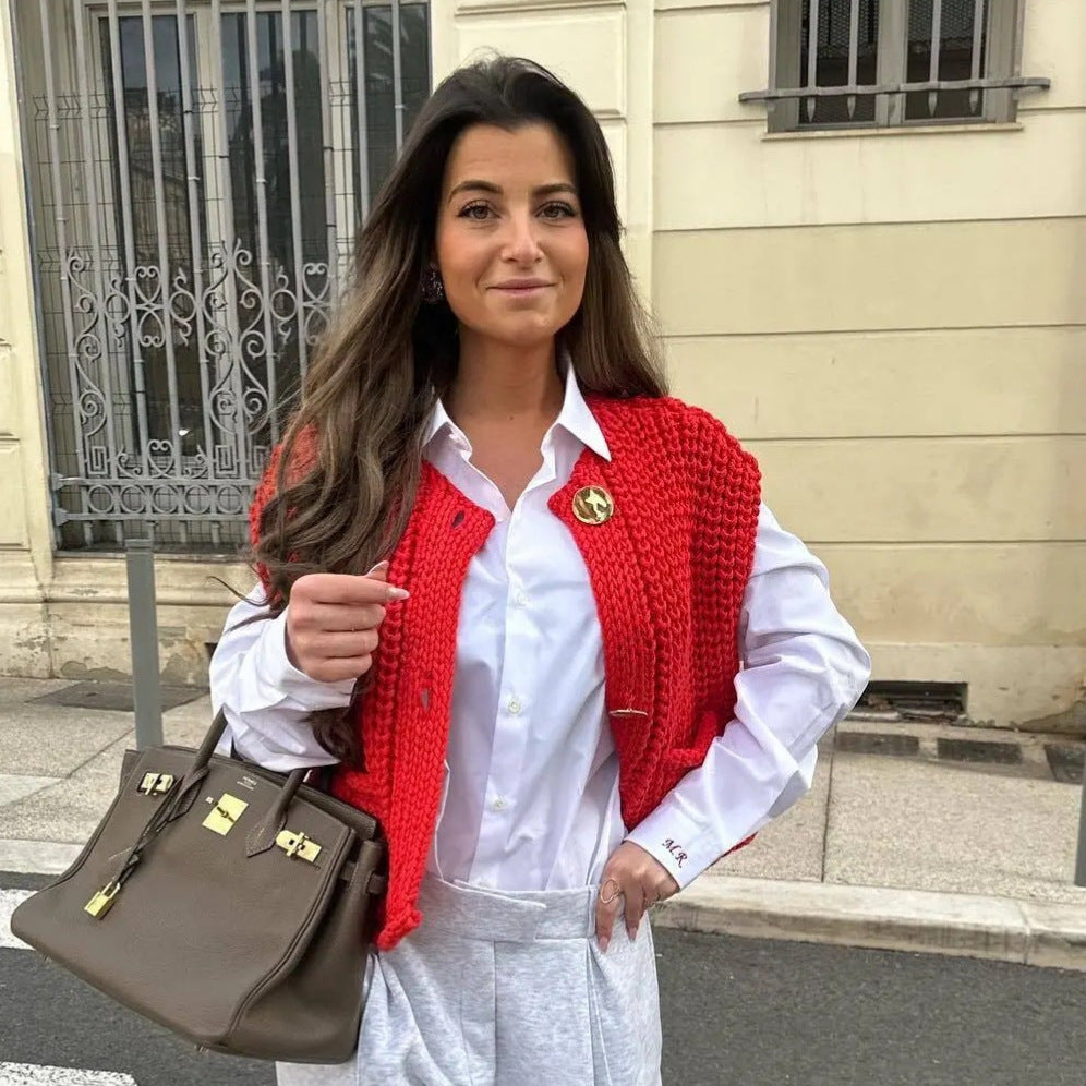 A Women's Pocket Sleeveless Short Knitted Cardigan Vest Shirt free delivery
