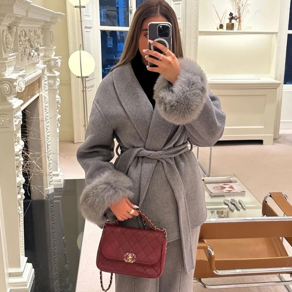 A Fur V-neck Lace-up French Woolen Coat free delivery