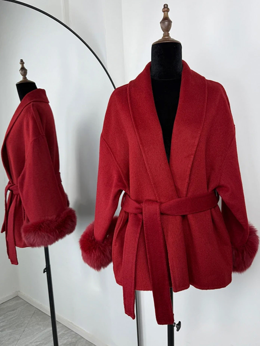 A Fur V-neck Lace-up French Woolen Coat free delivery