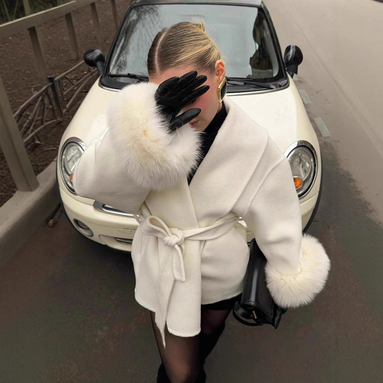 A Fur V-neck Lace-up French Woolen Coat free delivery