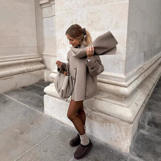 A Women's Detachable Scarf Collar Short Coat free delivery