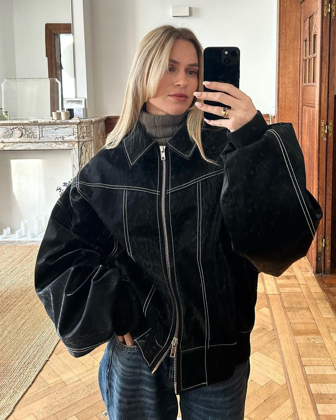 A Loose Fashion Lapel Zip-up Jacket Cool Long Sleeve Zipper Closure Moto Biker Leather Jacket Womens Clothing free delivery
