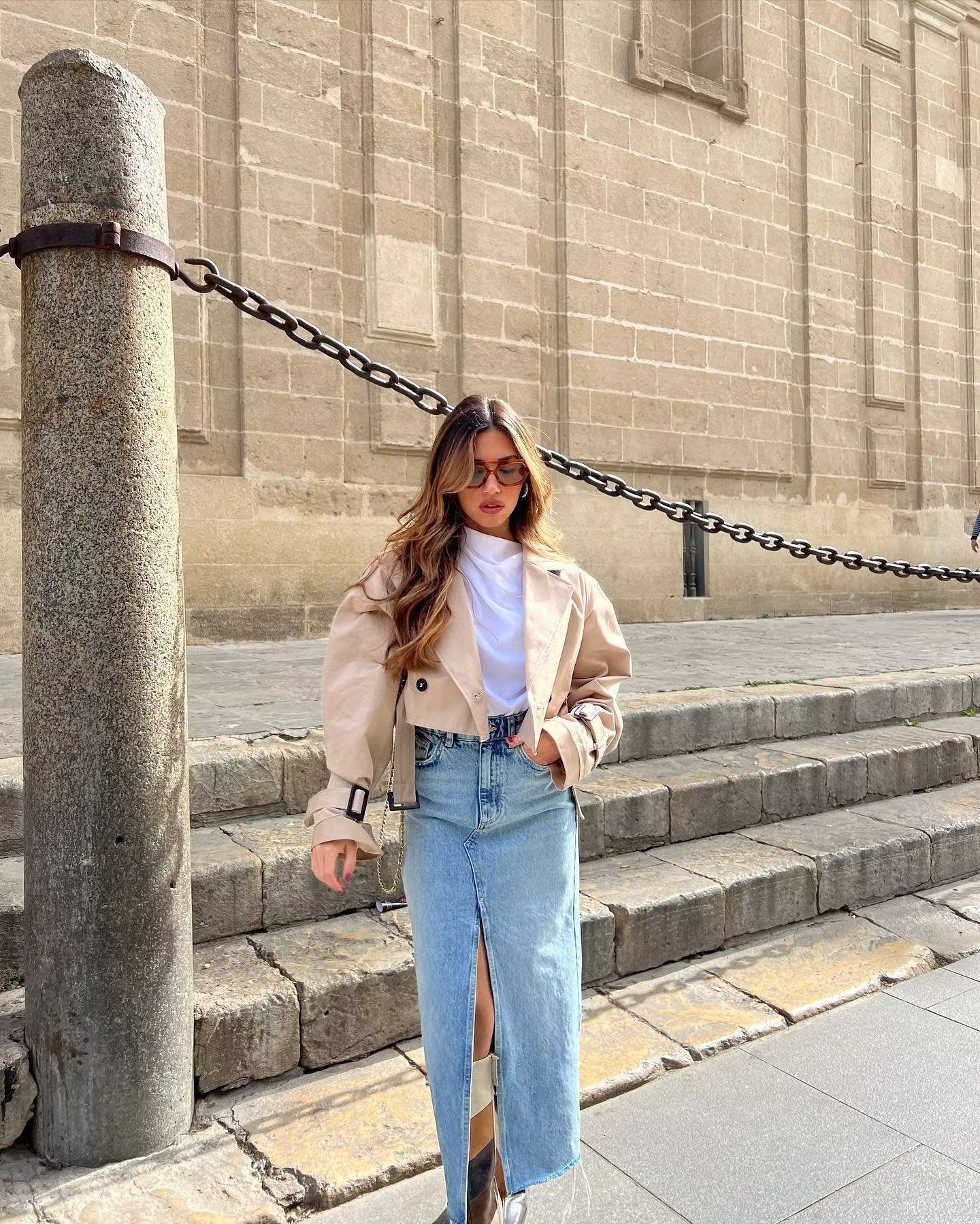 A European And American Style Women's Short Cut Windbreaker free delivery